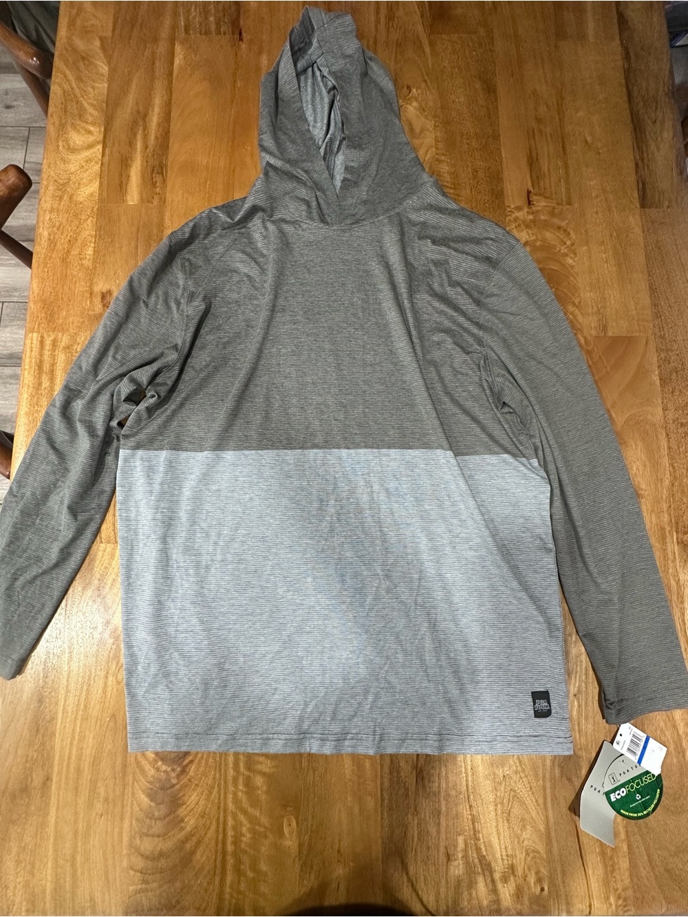 NWT PGA TOUR Men’s XL Eco-Focused Colorblock Lightweight Golf Hoodie Gray
